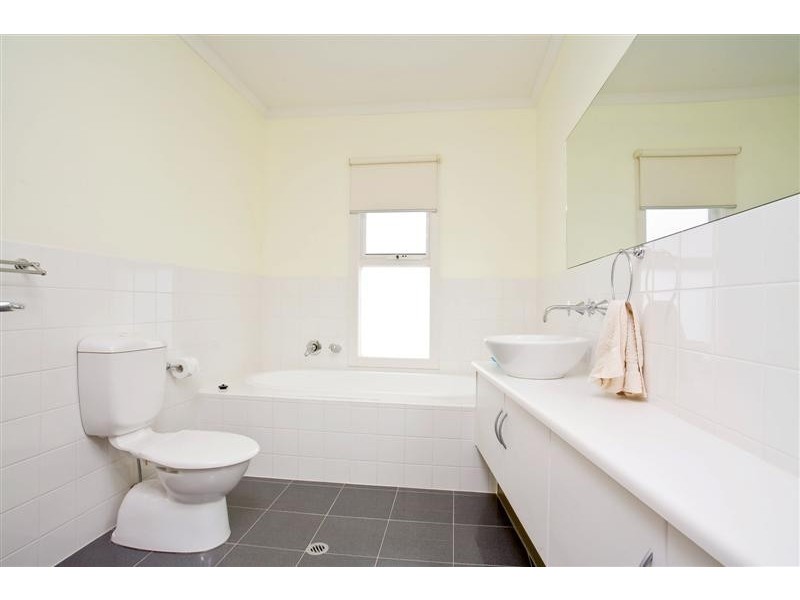 4 Cooper Angus Grove, Wattle Park SA 5066