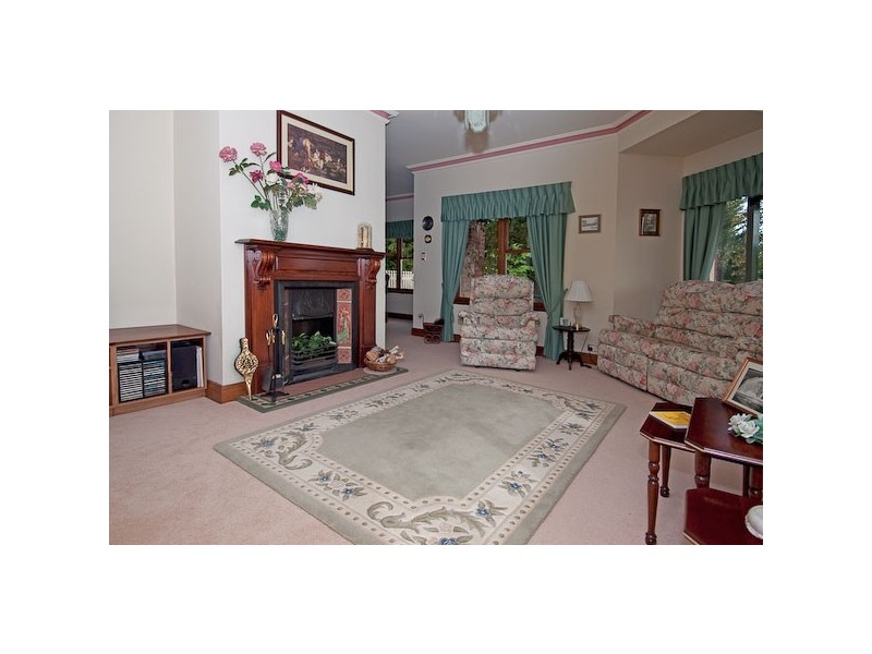 4 Coachhouse Drive, Teringie SA 5072