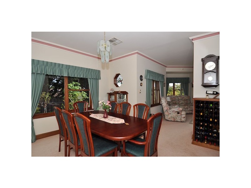 4 Coachhouse Drive, Teringie SA 5072