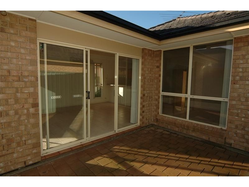 7 Maple Circuit, Mawson Lakes SA 5095