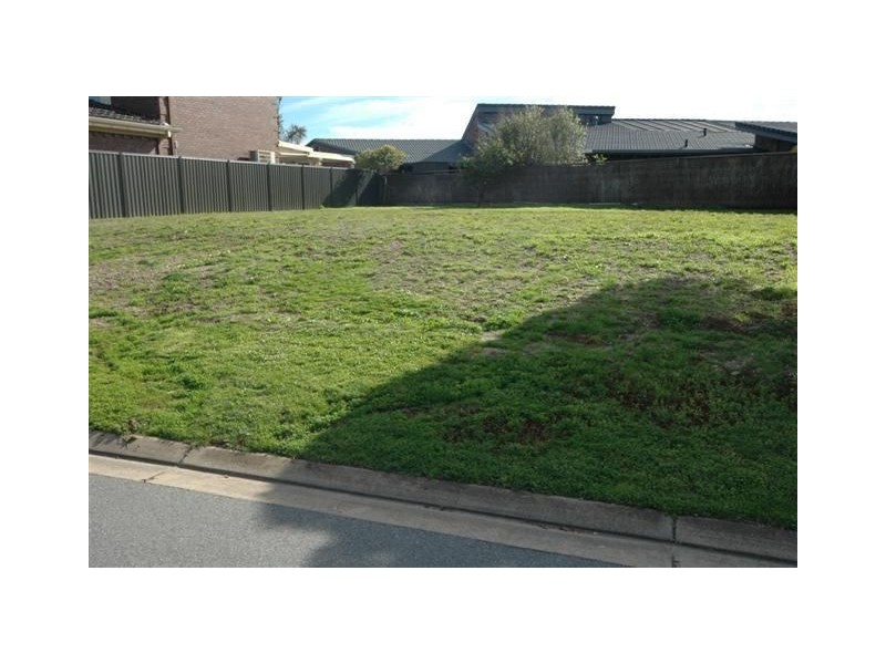 17A Sir John Marks Drive, (Delfin Island), West Lakes SA 5021