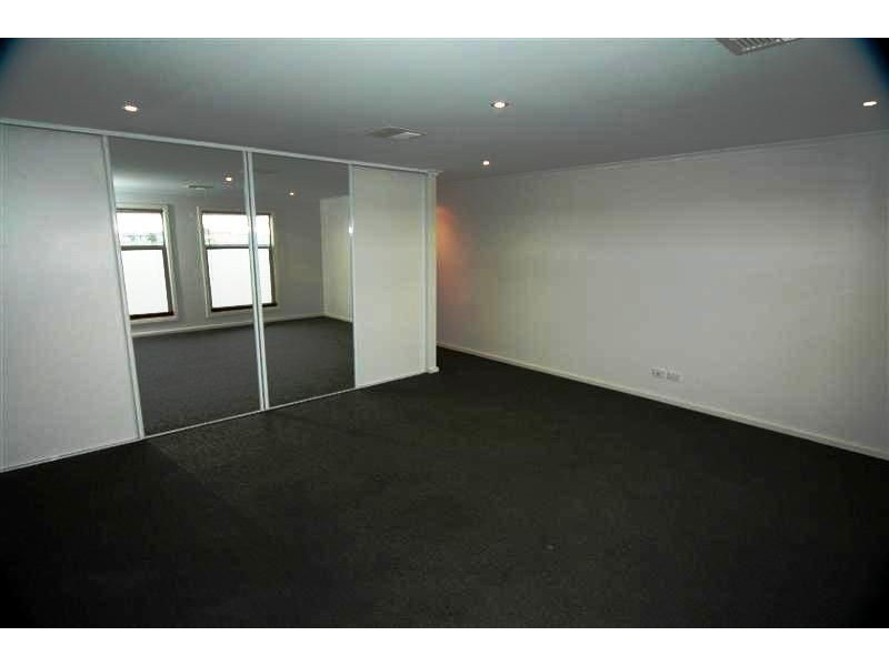 38 MacKenzie Circuit, (off Salisbury Highway), Mawson Lakes SA 5095