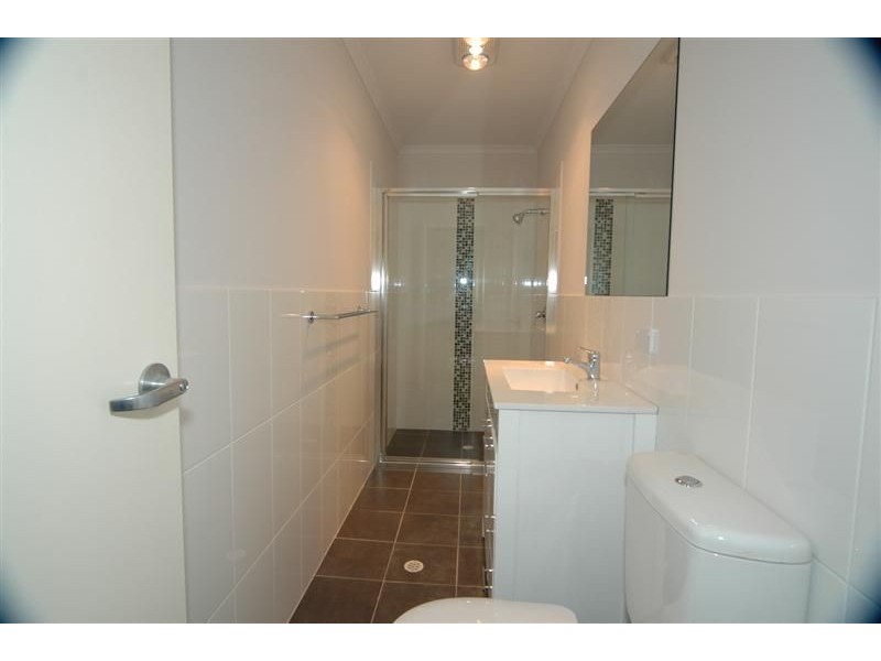 38 MacKenzie Circuit, (off Salisbury Highway), Mawson Lakes SA 5095