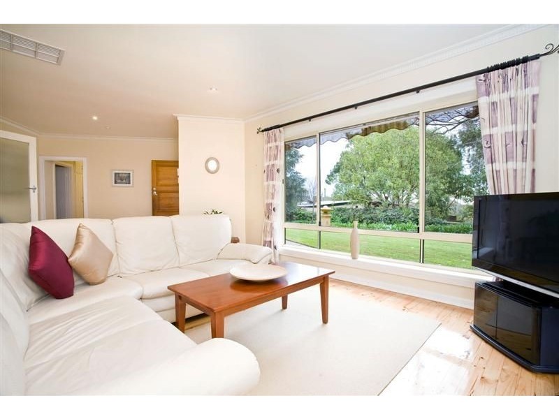 2 Rockness Court, (adjacent Rostrevor/Magill), Woodforde SA 5072