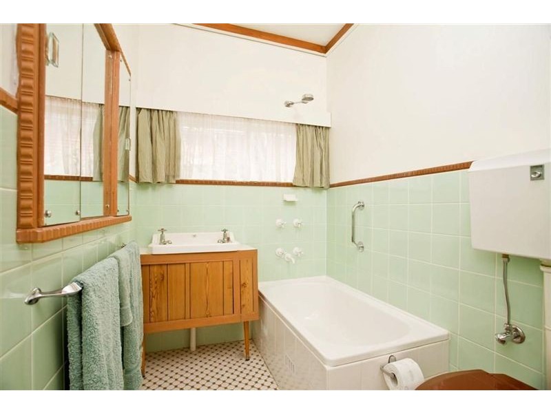 54 Hereford Ave, Trinity Gardens SA 5068