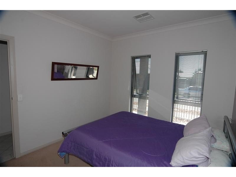 14 Maple Circuit, Mawson Lakes SA 5095