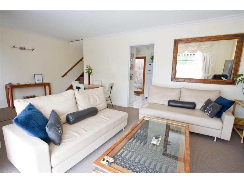 8/8 Robert Street, Glenelg South SA 5045