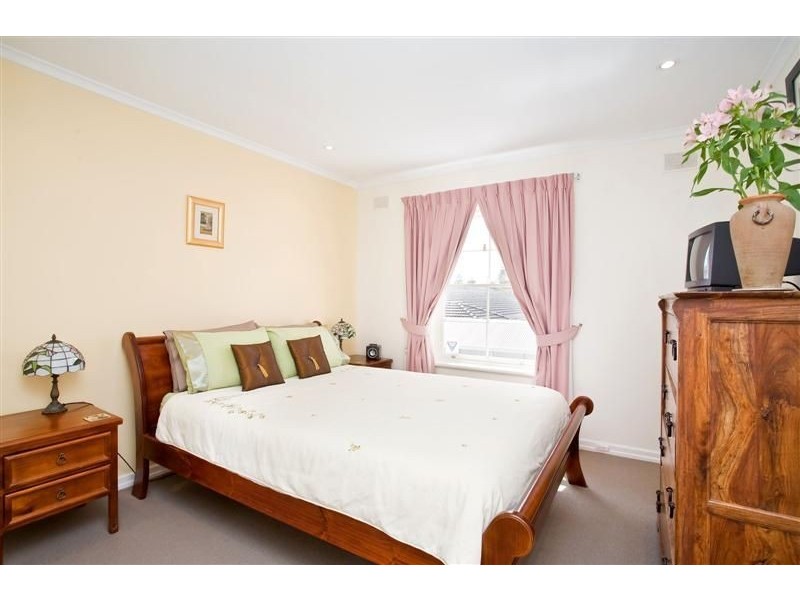 8/8 Robert Street, Glenelg South SA 5045