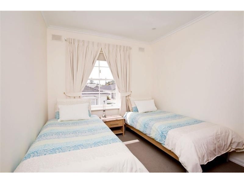 8/8 Robert Street, Glenelg South SA 5045