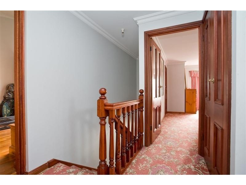 1/2 Sunglo Court, Teringie SA 5072