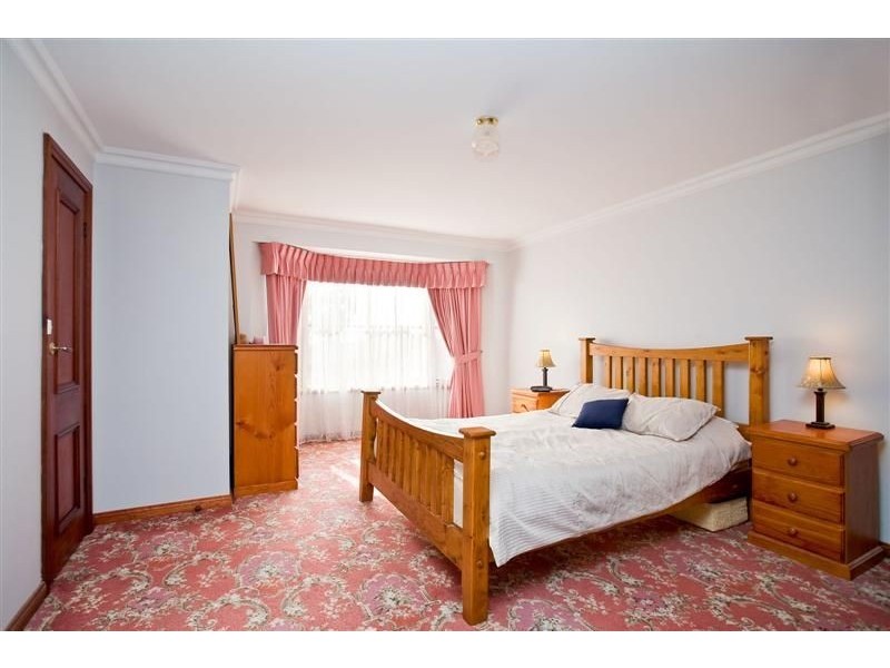 1/2 Sunglo Court, Teringie SA 5072