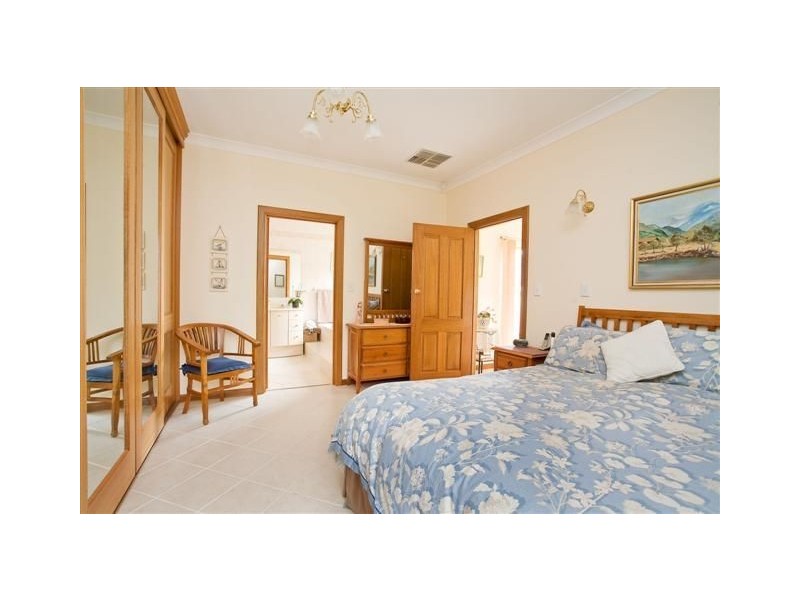 20 Wahroonga Avenue, Wattle Park SA 5066