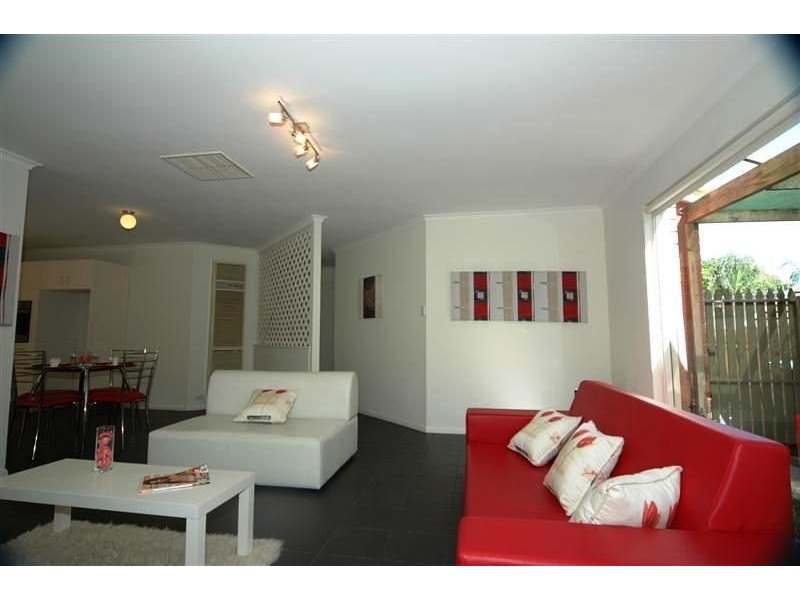 13 The Glen, Athelstone SA 5076