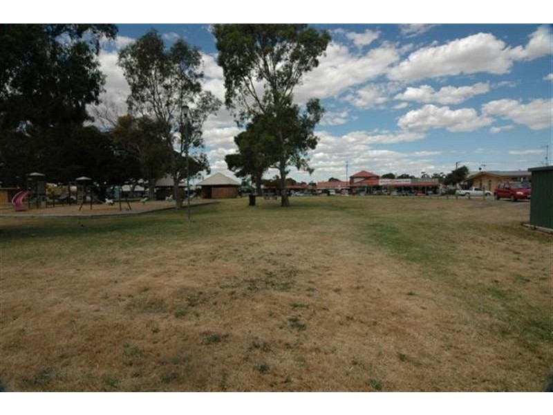10 Pettet Road, Meningie SA 5264