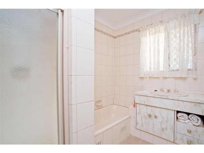 34 Wicklow Ave, Athelstone SA 5076