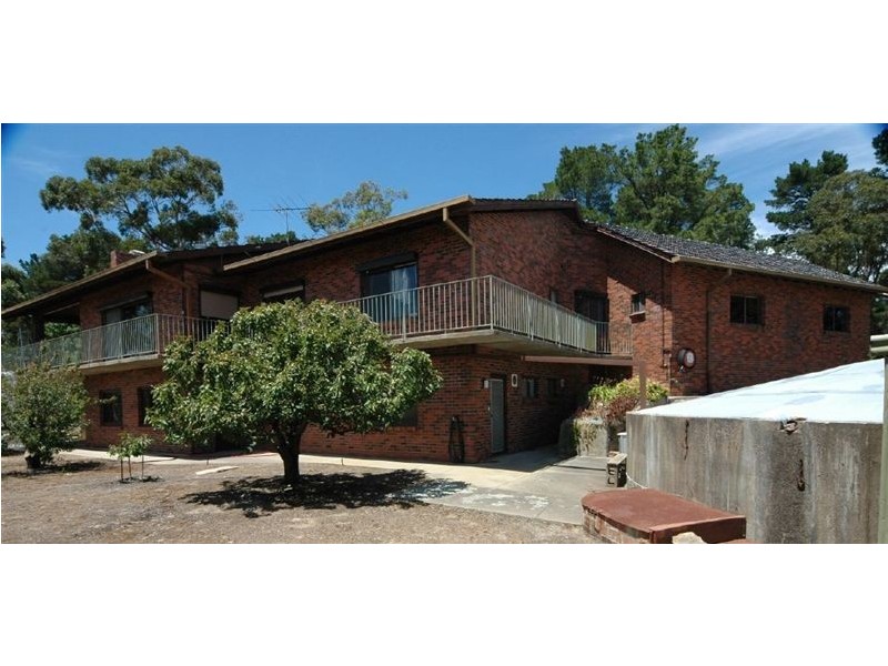 11 Hilltop Drive, Upper Sturt SA 5156