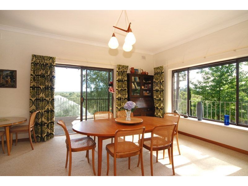 11 Hilltop Drive, Upper Sturt SA 5156