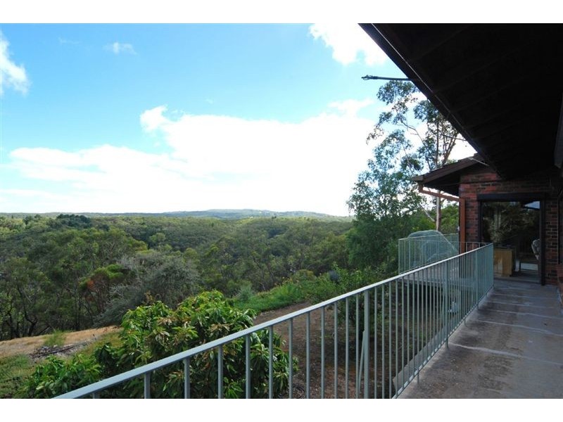 11 Hilltop Drive, Upper Sturt SA 5156