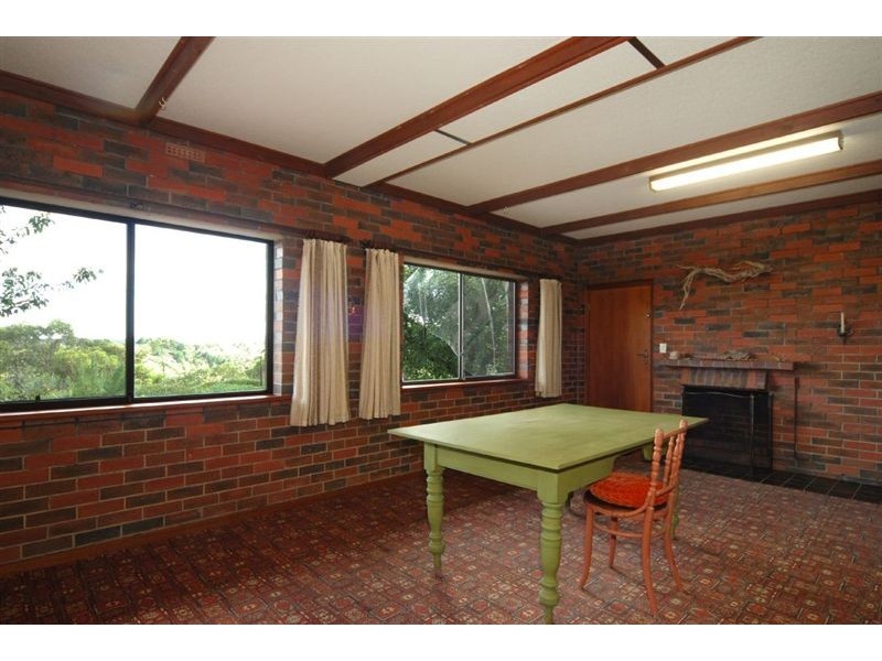 11 Hilltop Drive, Upper Sturt SA 5156