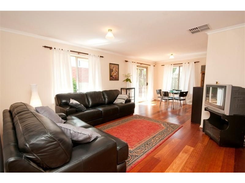 18 John Avenue, Tranmere SA 5073