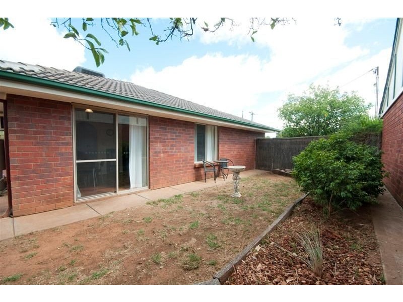 18 John Avenue, Tranmere SA 5073