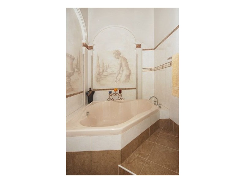 11c Pier Street, Glenelg SA 5045