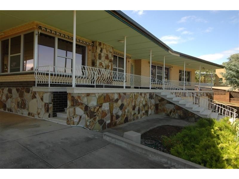 8 Gordo Avenue, Wattle Park SA 5066