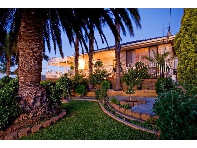 9 Yalpara Avenue, Rostrevor SA 5073