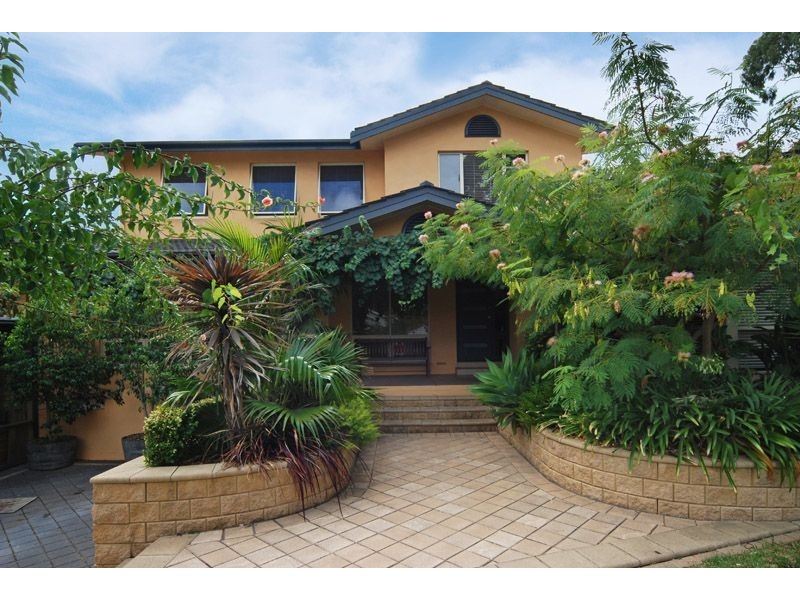 3 Woodhouse Crescent, Wattle Park SA 5066