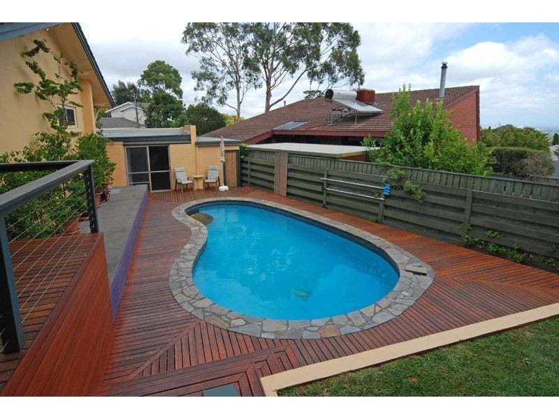 3 Woodhouse Crescent, Wattle Park SA 5066