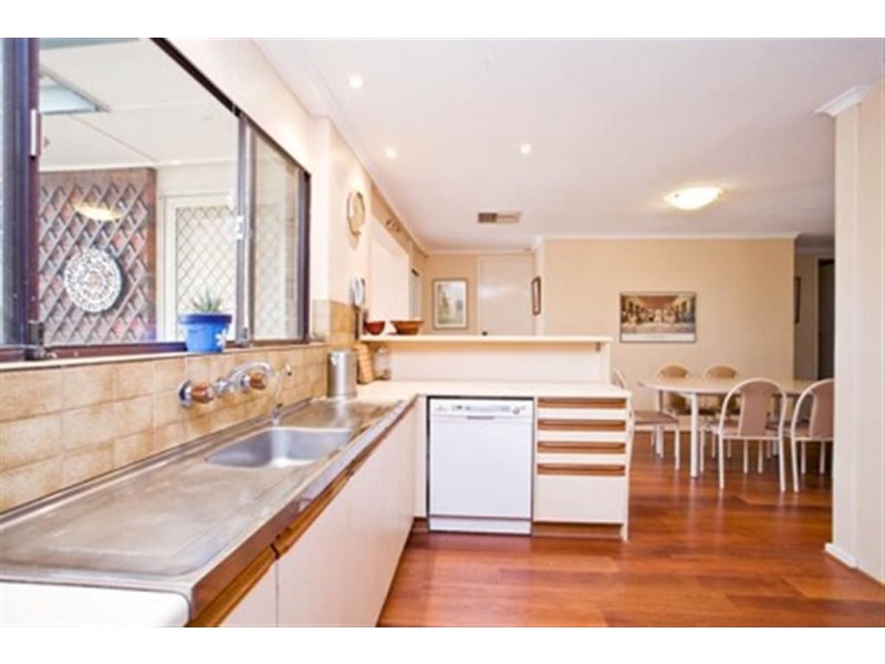 30 Melaleuca Drive, Athelstone SA 5076