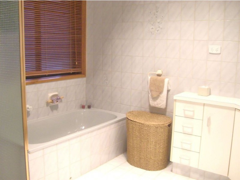 10 Galveston Place, Wynn Vale SA 5127