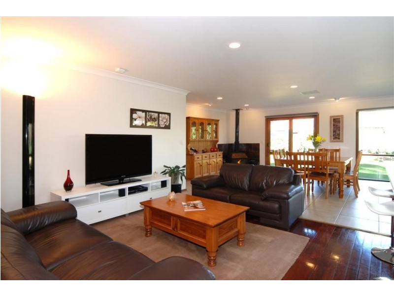 16 Ormond Avenue, (Burnside Council), Magill SA 5072