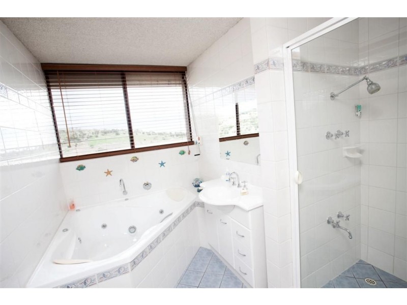 41 Wayne Avenue, Darlington SA 5047