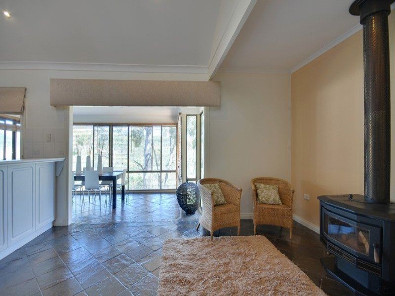 12 Yarrabee Road, (above Burnside), Greenhill SA 5140