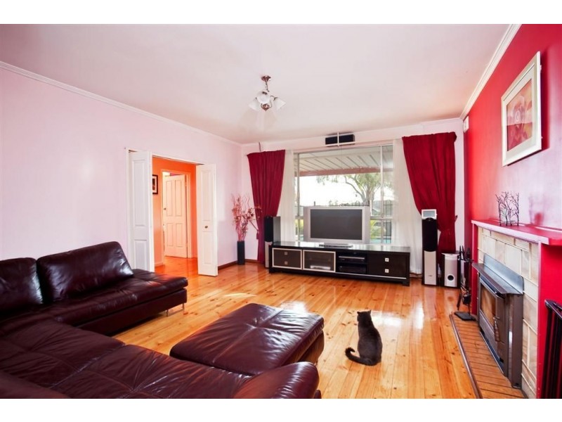 9 Kennington Road, Hope Valley SA 5090