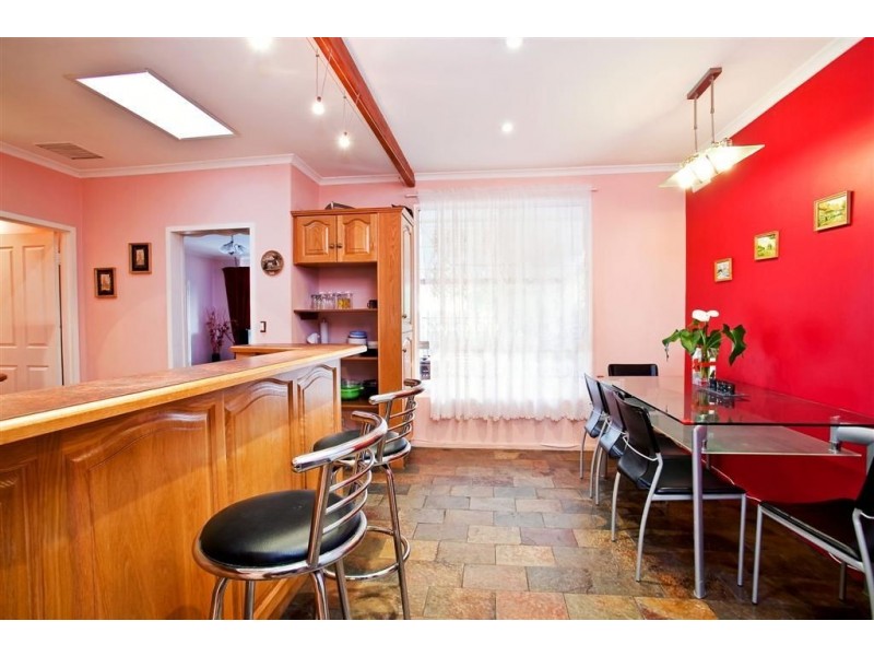 9 Kennington Road, Hope Valley SA 5090