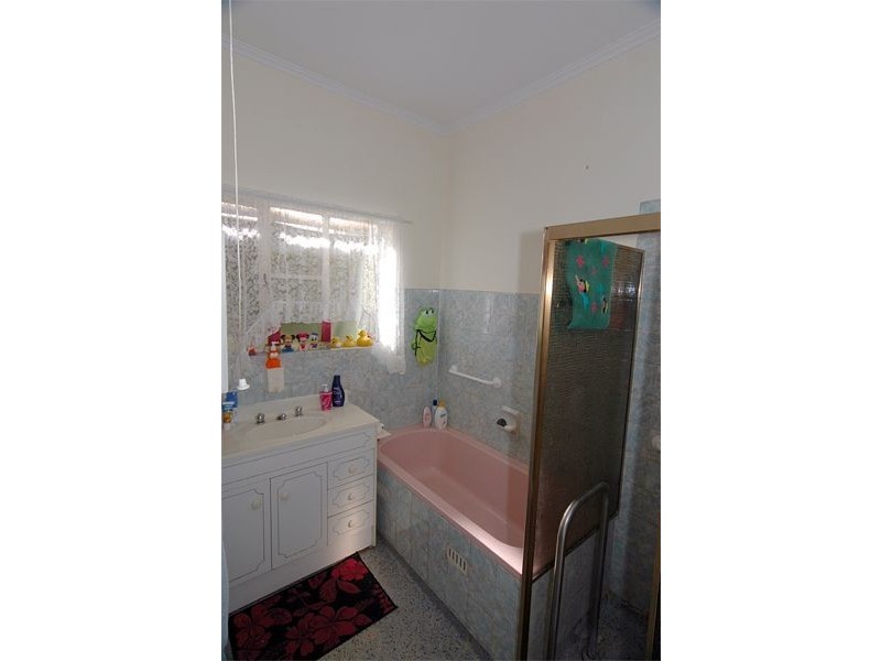 7 The Parkway, Paradise SA 5075