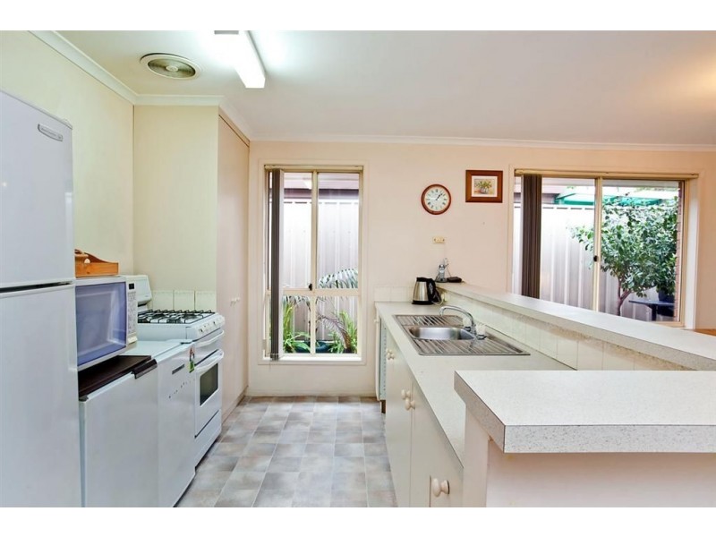 41A Parcoola Ave, Hope Valley SA 5090