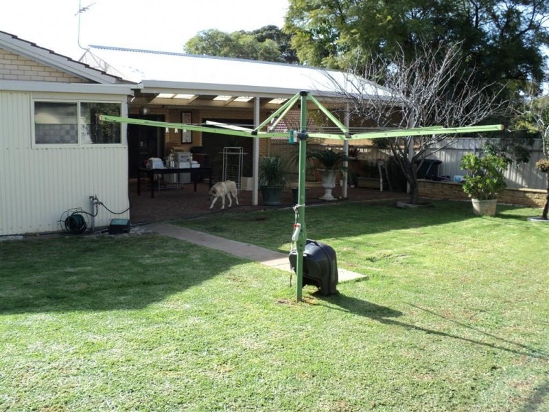 7 Meadowvale Rd, Athelstone SA 5076