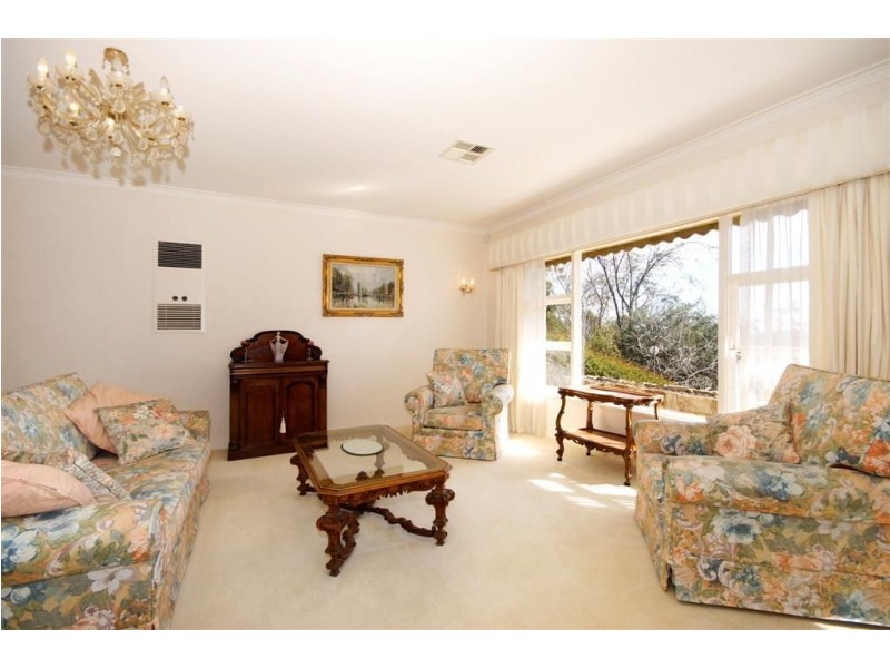 14 Crompton Drive, Wattle Park SA 5066