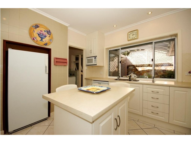 14 Crompton Drive, Wattle Park SA 5066