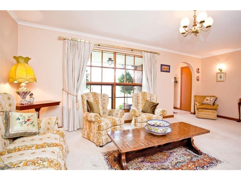 2/7 Sunglo Ct, Teringie SA 5072