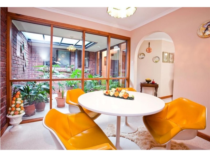 2/7 Sunglo Ct, Teringie SA 5072