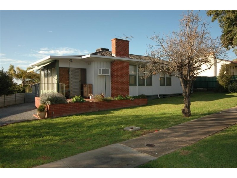 4 Fairview Tce, Clearview SA 5085