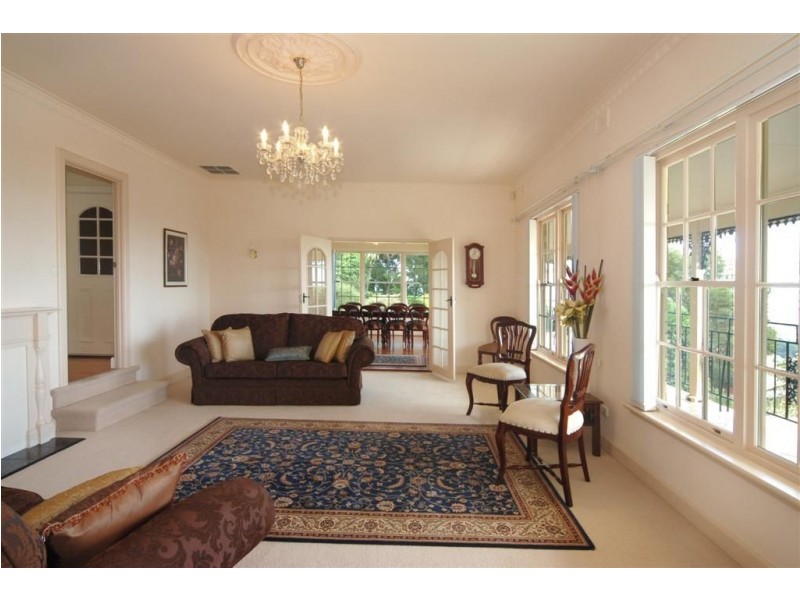 7 Redounau Crescent, Wattle Park SA 5066