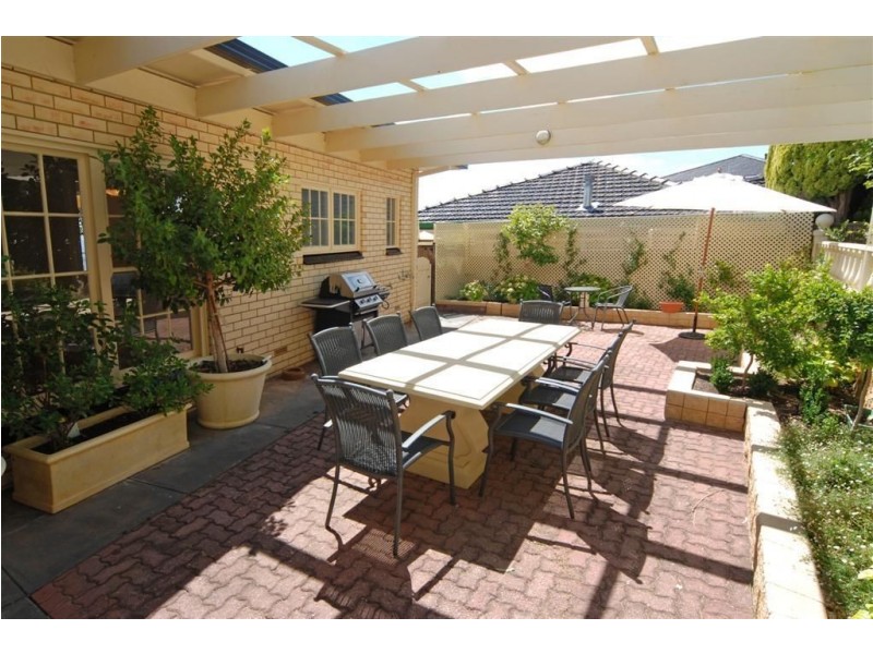 7 Redounau Crescent, Wattle Park SA 5066