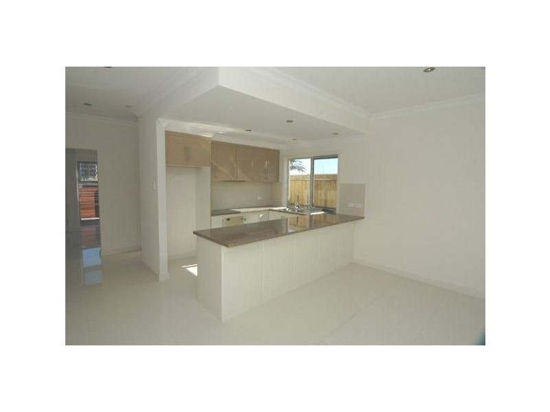 30 Victoria Parade, Mawson Lakes SA 5095