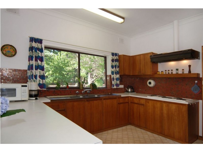 11 Hilltop Drive, Upper Sturt SA 5156