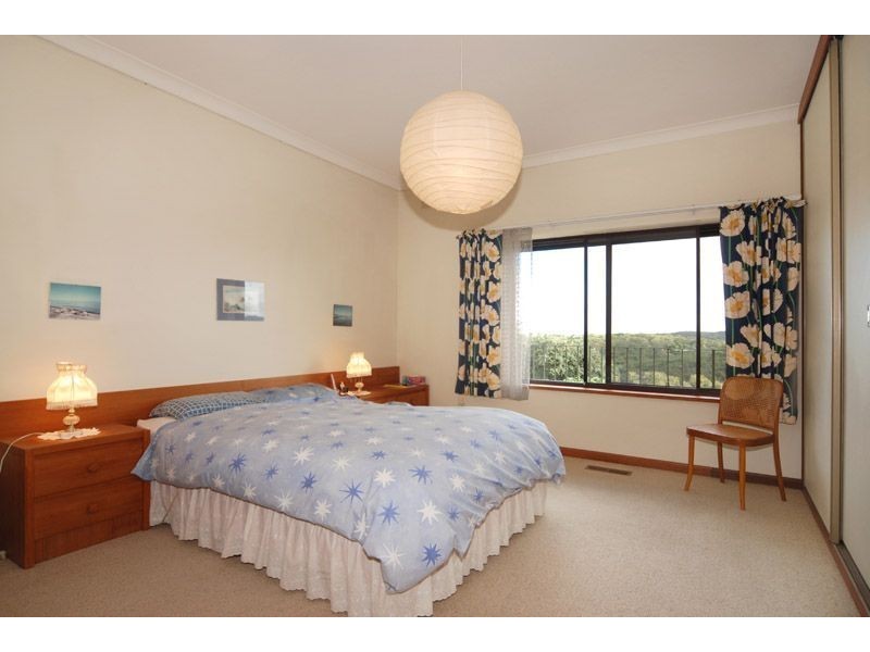 11 Hilltop Drive, Upper Sturt SA 5156